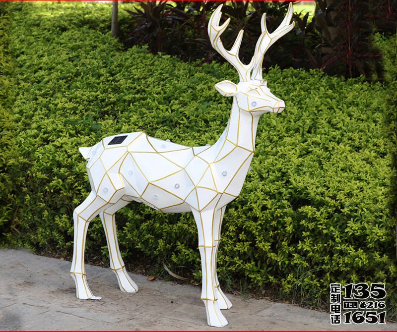 公園玻璃鋼幾何太陽(yáng)能照明鹿雕塑 公園玻璃鋼幾何太陽(yáng)能照明鹿雕塑